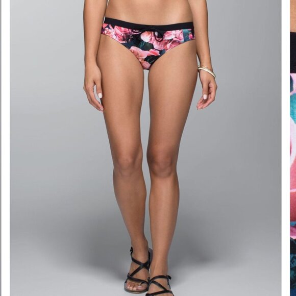 Lululemon 6 Bathing Suit Reversible Bottoms Roses - Picture 7 of 8